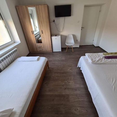 M2 Sobe Hotel Требине Екстериор снимка