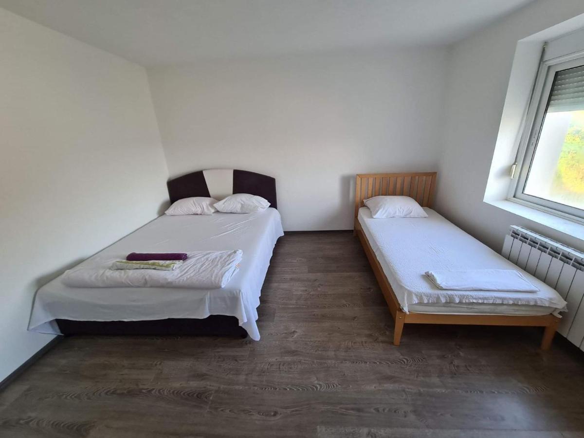 M2 Sobe Hotel Требине Екстериор снимка