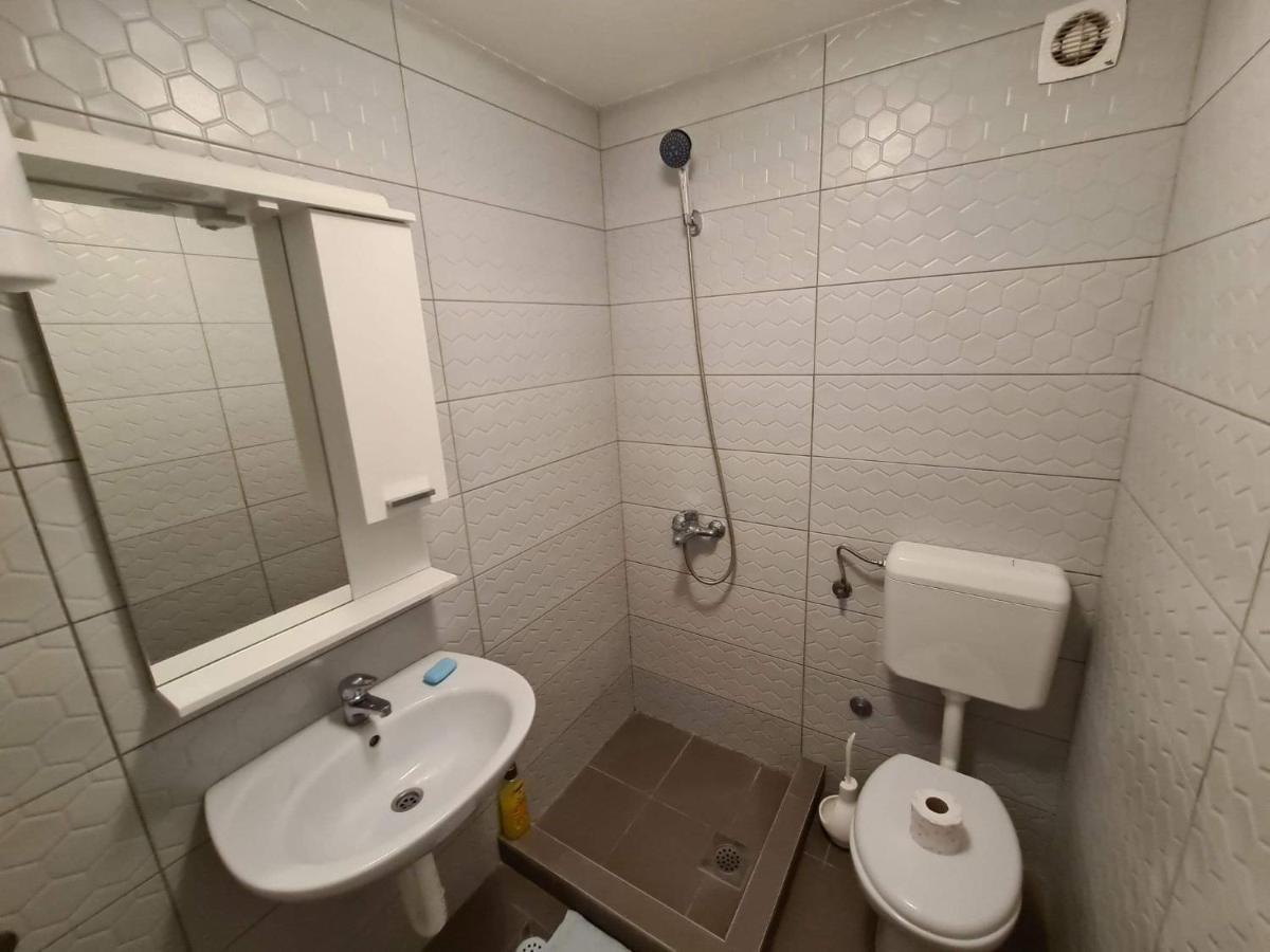 M2 Sobe Hotel Требине Екстериор снимка